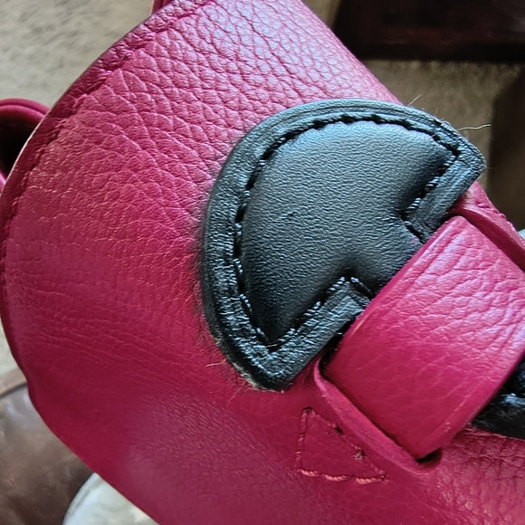 Louis Vuitton Raspberry Lockme Leather Shoulder Bag W/COA - Picture 6 of 15